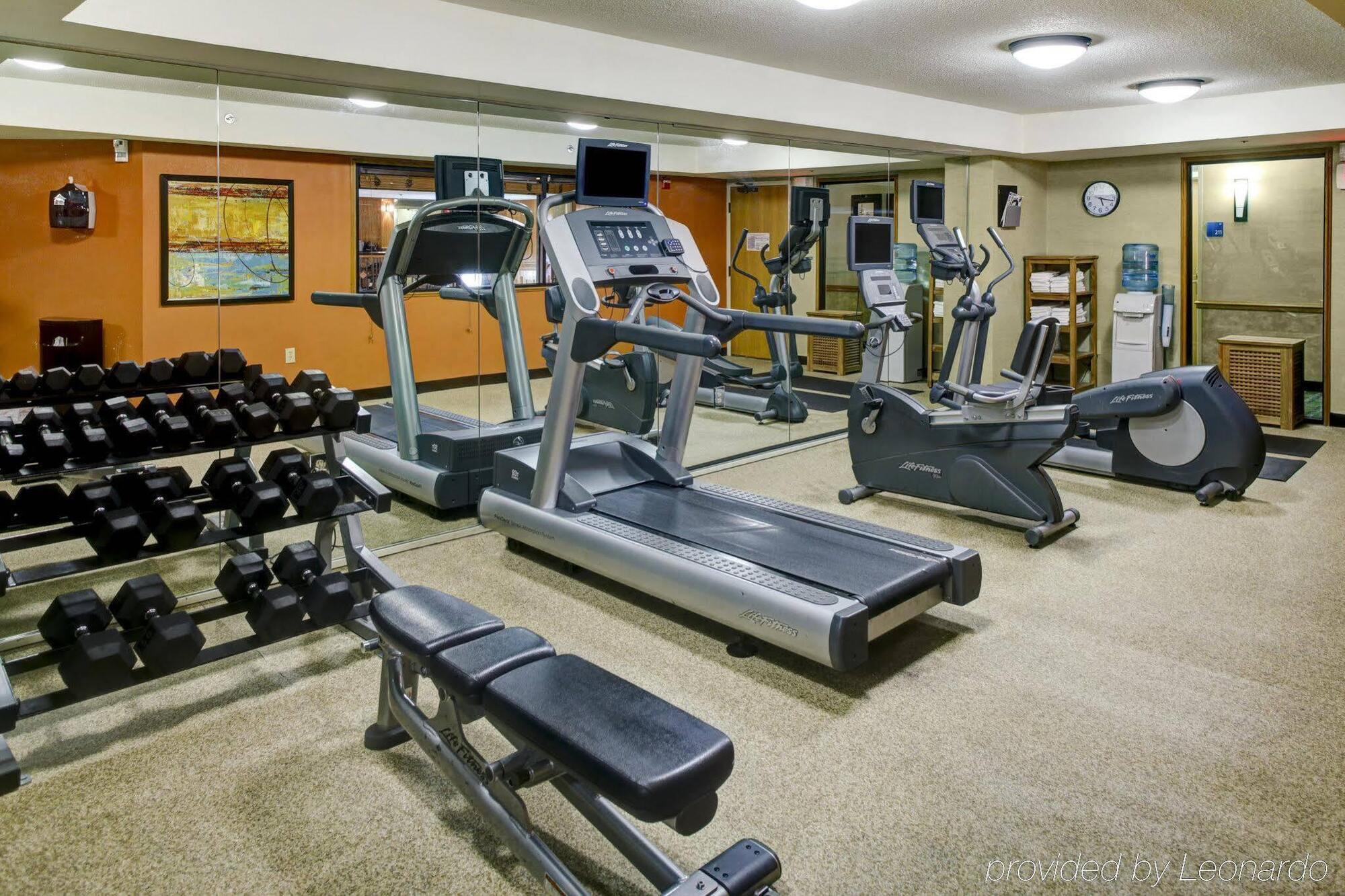 Holiday Inn Express Hotel & Suites Atlanta Buckhead By Ihg Dış mekan fotoğraf
